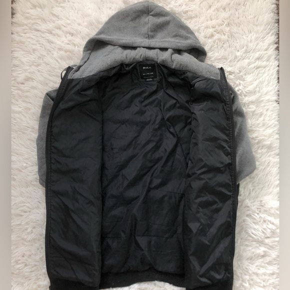 RVCA Men’s Black and Grey Vest Jacket Long Sleeve W/ Hood Size XXL - Picture 7 of 8